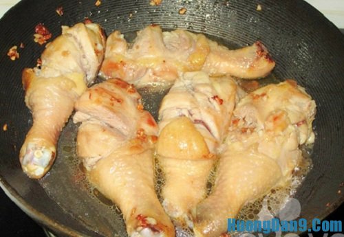 Hướng dẫn chi tiết cách làm đùi gà rô ti ngon đậm vị