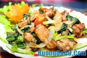 Hướng dẫn cách làm ếch xào lá lốt ngon tại nhà